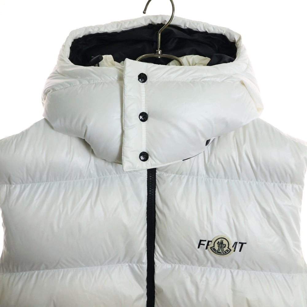 MONCLER(モンクレール) 23AW ×FRAGMENT DESIGN MARSH フラグメント デザイン ダウン ベスト ジップアップ ナイロン ジャケット ホワイト I209U1A00009 M3078