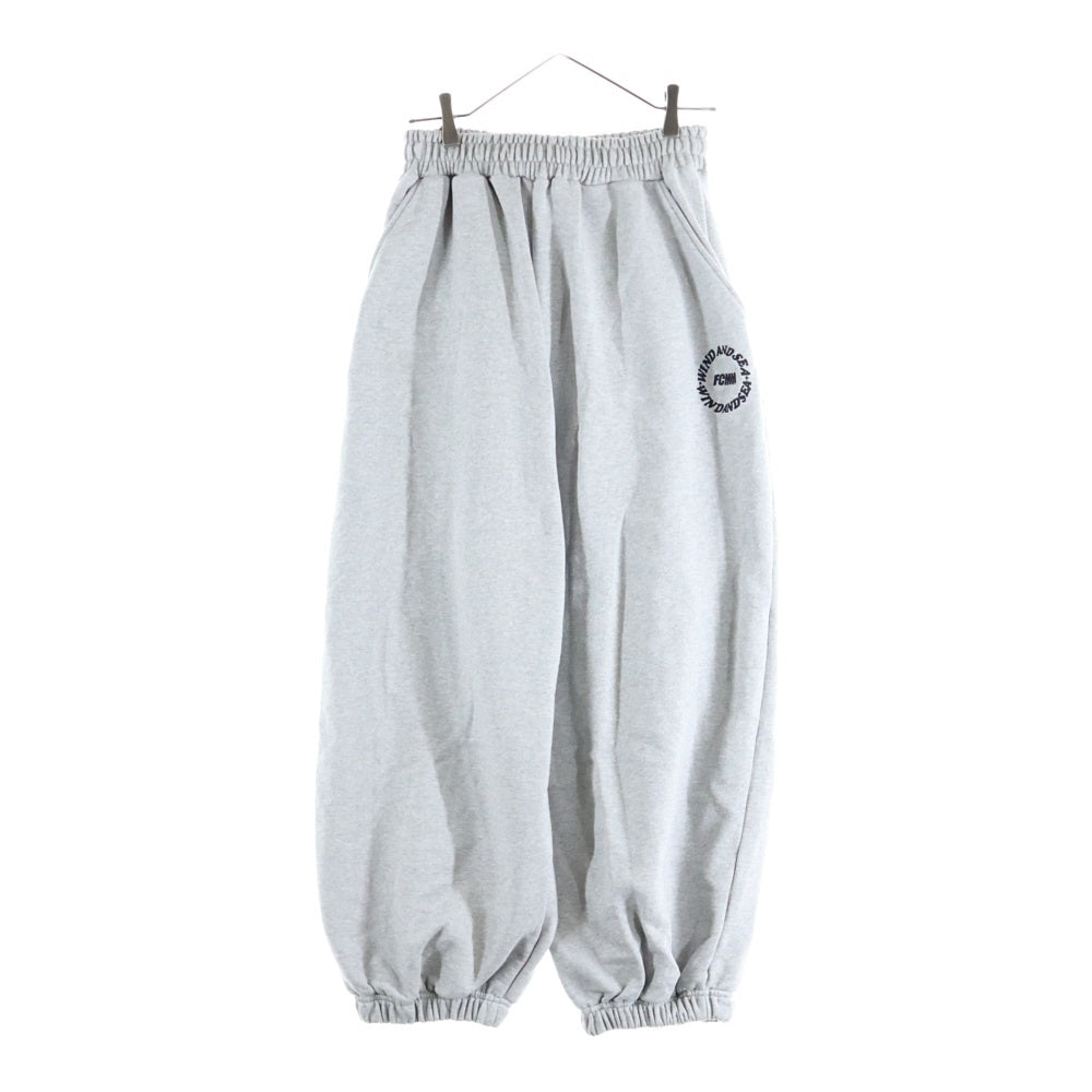 WIND AND SEA(ウィンダンシー) ×FCMM Round Wide Pants ラウンドワイド スウェットパンツ グレー FBCPDZ02
