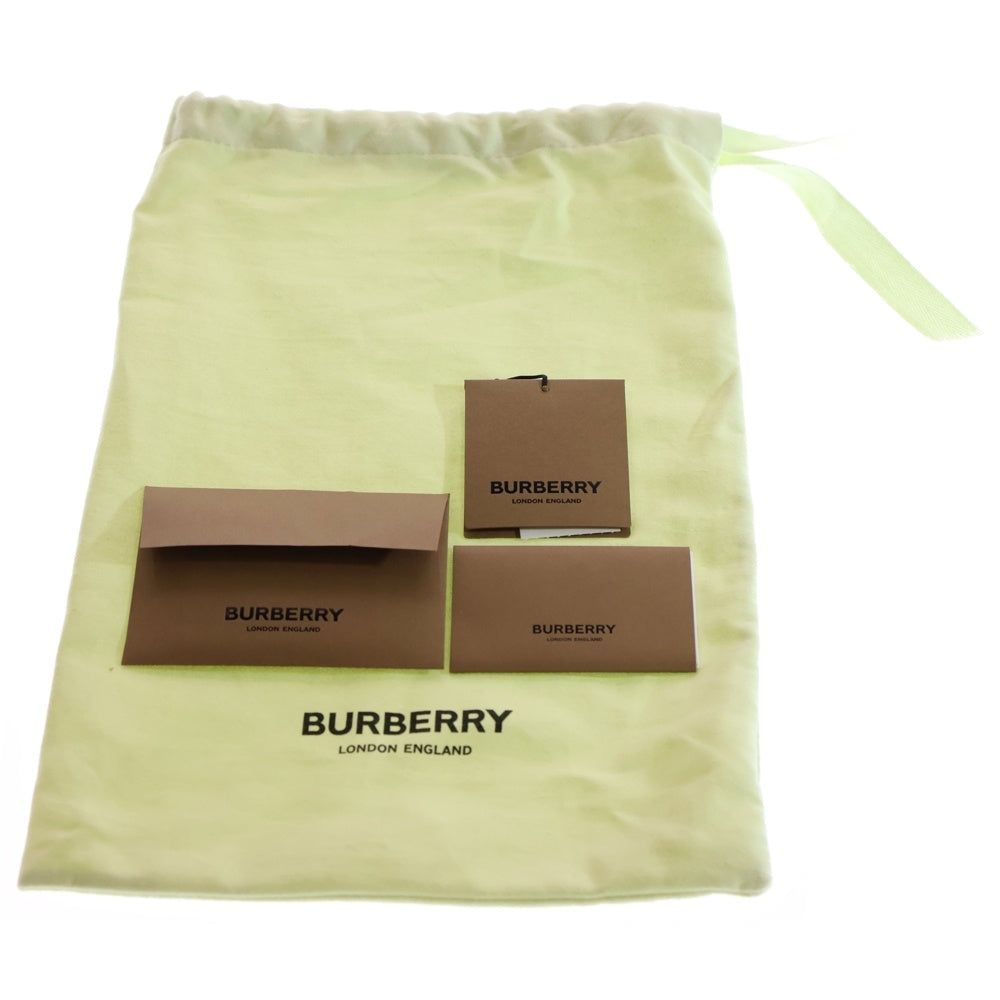 BURBERRY LONDON(バーバリーロンドン) 23SS ラビットロゴ エンボス レザー クラッチバッグ ブラック