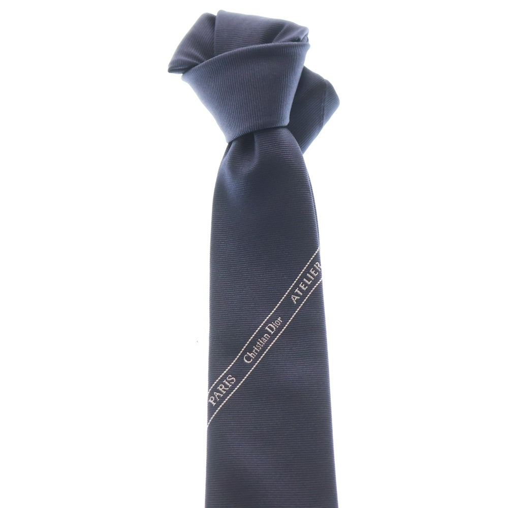 Dior HOMME(ディオールオム) Atelier ラインロゴ刺繍 シルク ネクタイ ネイビー