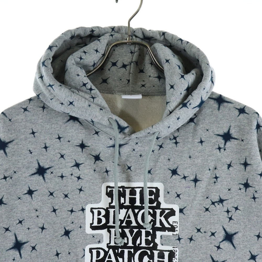 THE BLACK EYE PATCH(ブラックアイパッチ) 22AW LABEL STAR PATTERNED HOODIE ラベル スターパターン プルオーバーパーカー スウェットフーディ グレー