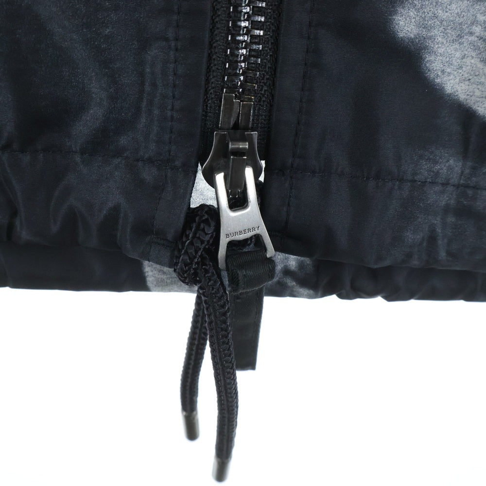 BURBERRY(バーバリー) MONOCHROME モノクローム ナイロン ジップアップ フーディジャケット ブラック 8024059