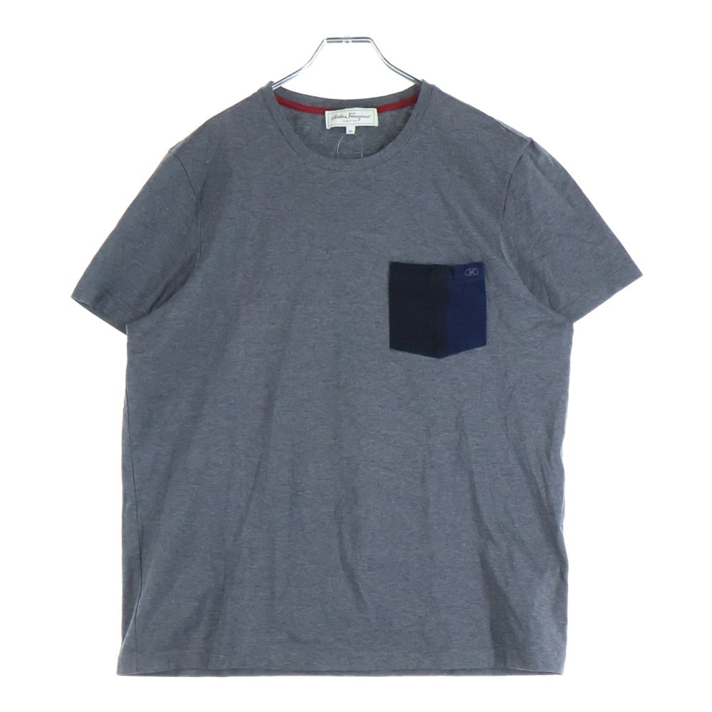 Salvatore Ferragamo(サルヴァトーレ フェラガモ) ガンチーニ刺繍 半袖ポケットTシャツ グレー