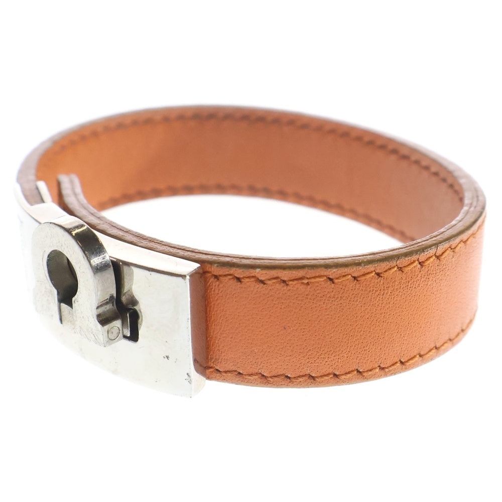Salvatore Ferragamo(サルヴァトーレ フェラガモ) ガンチーニ シルバー金具 レザーブレスレット オレンジ レディース