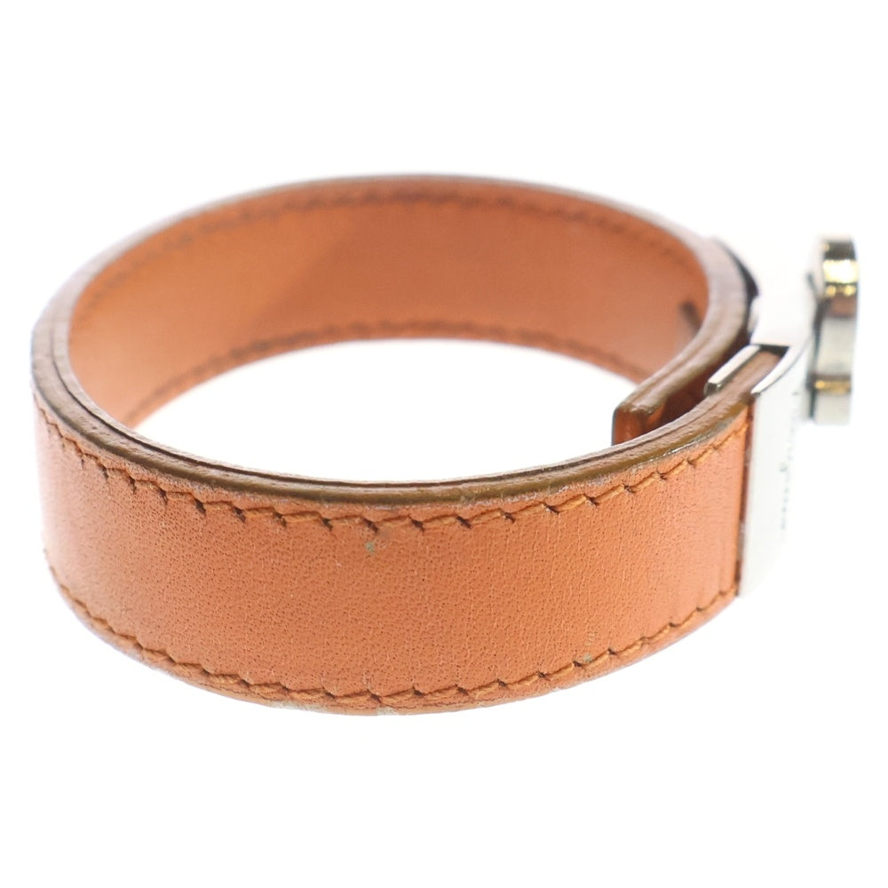 Salvatore Ferragamo(サルヴァトーレ フェラガモ) ガンチーニ シルバー金具 レザーブレスレット オレンジ レディース