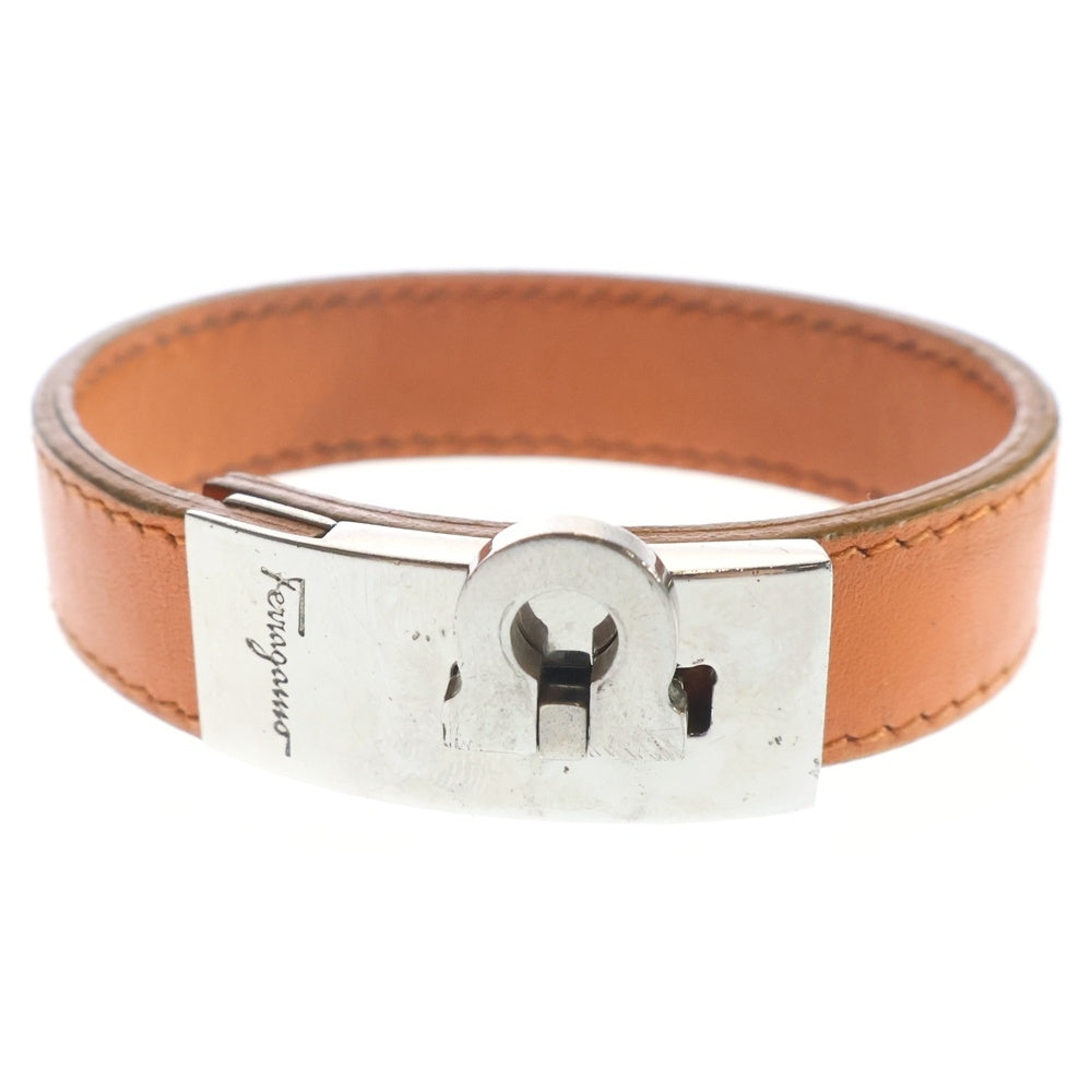 Salvatore Ferragamo(サルヴァトーレ フェラガモ) ガンチーニ シルバー金具 レザーブレスレット オレンジ レディース