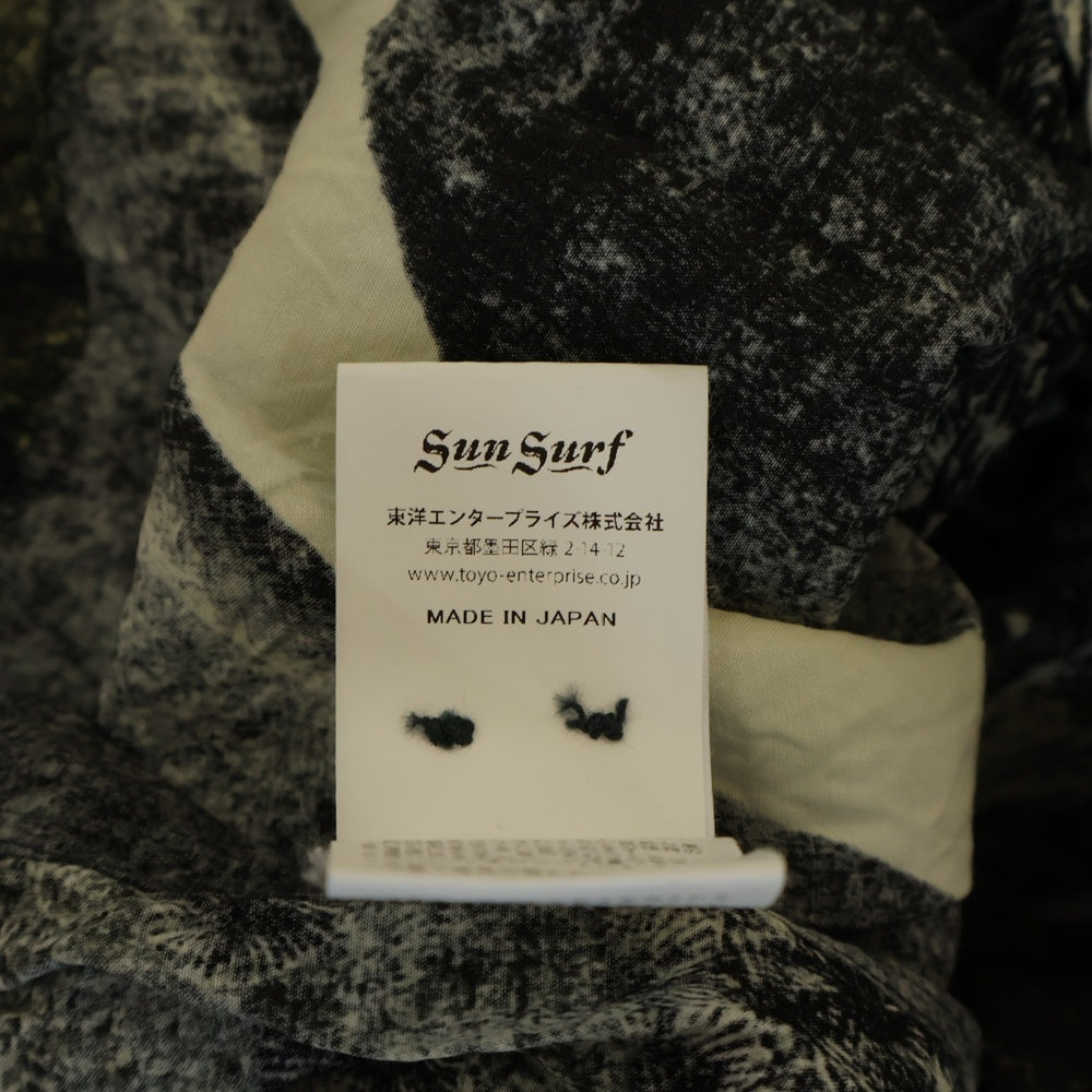 SUN SURF(サンサーフ) ×葛飾北斎 SPECIAL EDITION 釈迦御一代記図会・六 スペシャルエディション 総柄 レーヨン アロハ 半袖シャツ ブラック/アイボリー SS39133