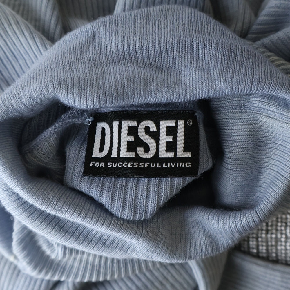 DIESEL(ディーゼル) M-ARIBELLE タートルネック ロゴ ニットセーター ブルー A06716 レディース