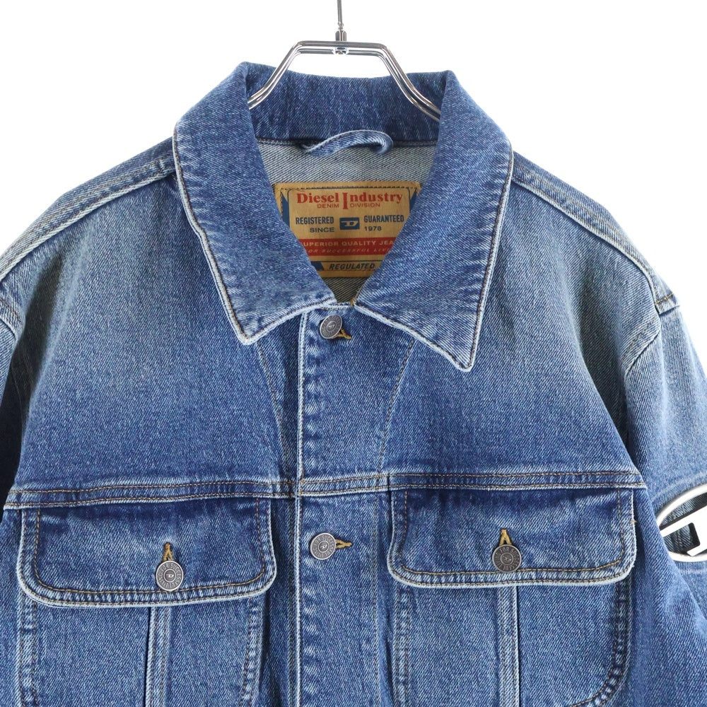 DIESEL(ディーゼル) D-BARCY-FSC アーム メタルロゴプレート デニム トラッカージャケット インディゴ A10847