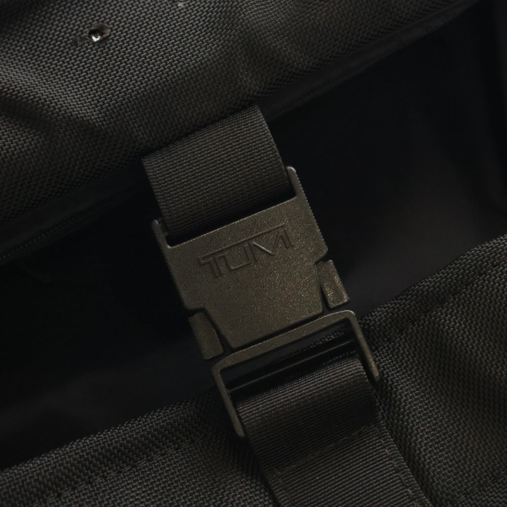 TUMI(トゥミ) トライフォールド キャリーオン ナイロン ガーメントバッグ ブラック レディース