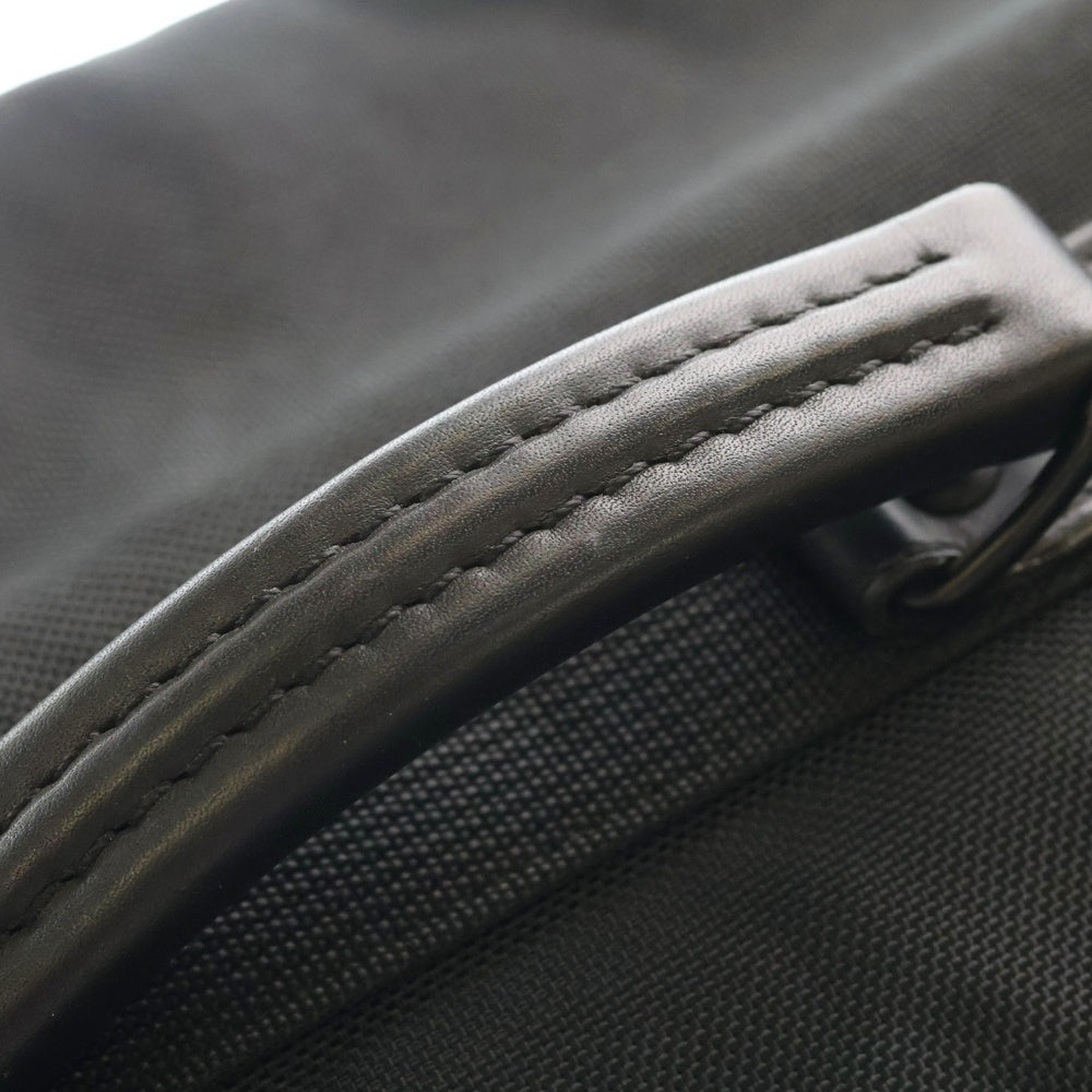 TUMI(トゥミ) トライフォールド キャリーオン ナイロン ガーメントバッグ ブラック レディース