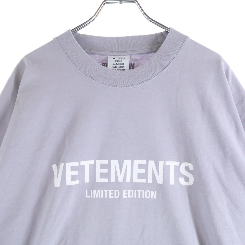 VETEMENTS(ヴェトモン) ロゴプリント オーバーサイズ 半袖Tシャツカットソー パープル UE63TR680L