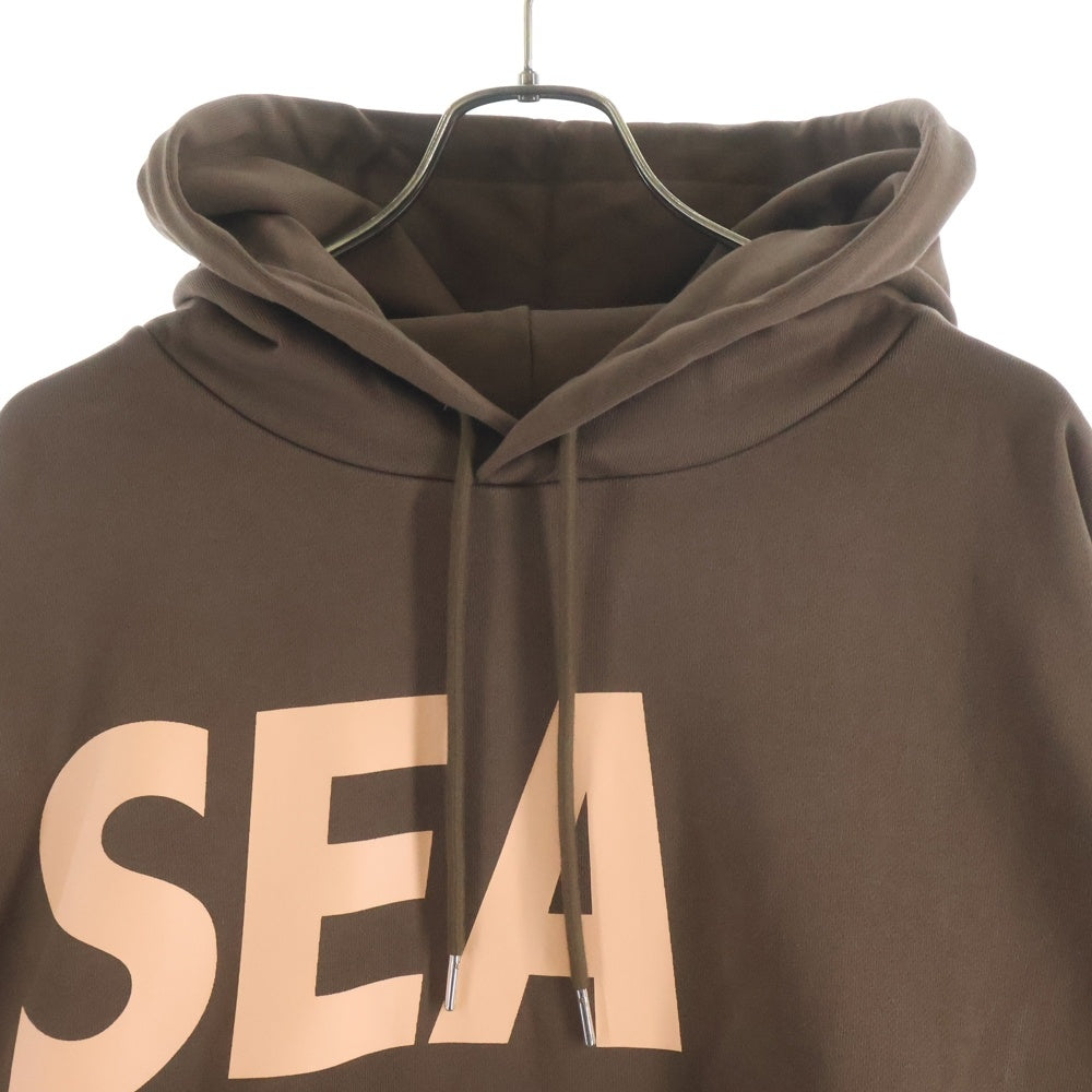 WIND AND SEA(ウィンダンシー) STRAIGHT HOODED SWEATSHIRT ロゴプリント スウェット プルオーバーパーカー ブラウン WDS-O-SIG-25-Q2-CS-01