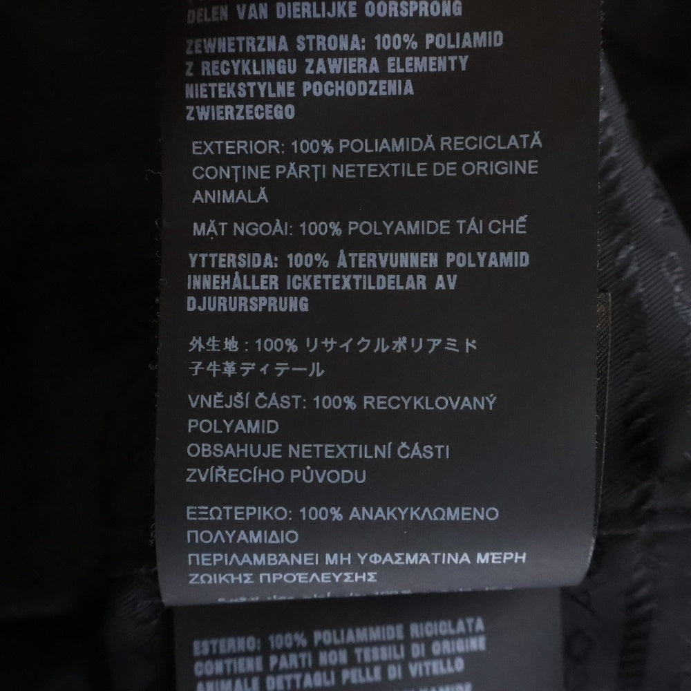 PRADA(プラダ) 22SS Re-Nylon リナイロン トライアングルロゴプレート オープンカラー ジップアップ 半袖シャツ ブラック SC620