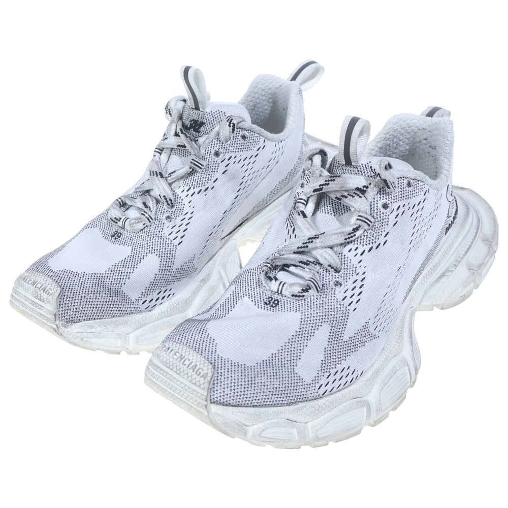 BALENCIAGA(バレンシアガ) ×UNDER ARMOUR 3XL SNEAKER アンダーアーマー 3XL ペイント加工 メッシュローカットスニーカー ホワイト/ブラック 814419
