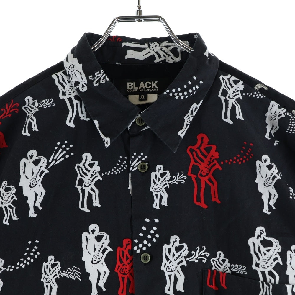 BLACK COMME des GARCONS(ブラックコムデギャルソン) グラフィックプリント 総柄 コットン 半袖シャツ ブラック 1S-B014
