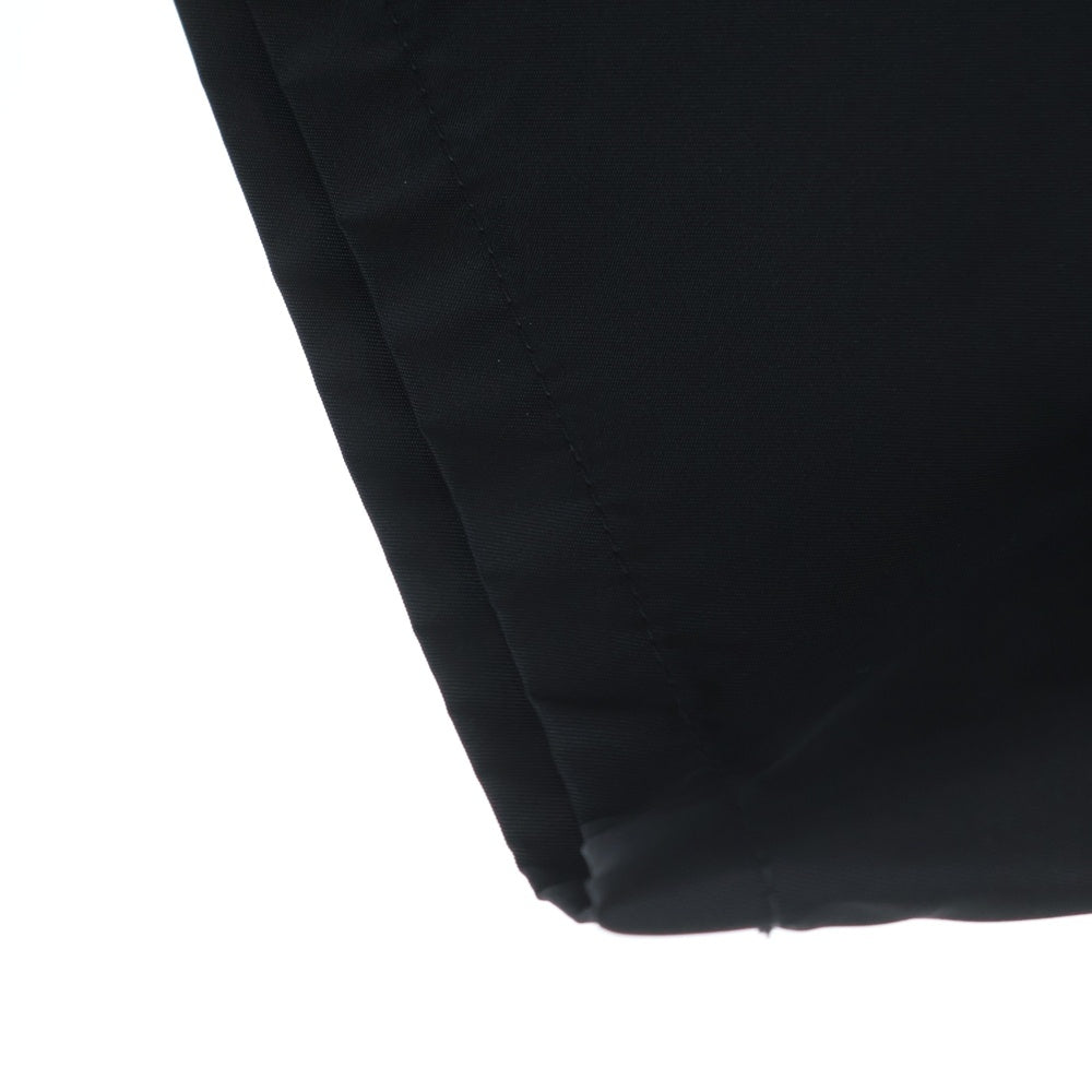PRADA(プラダ) 23SS Re-Nylon トライアングルロゴ ナイロン 半袖シャツ ブラック SC637