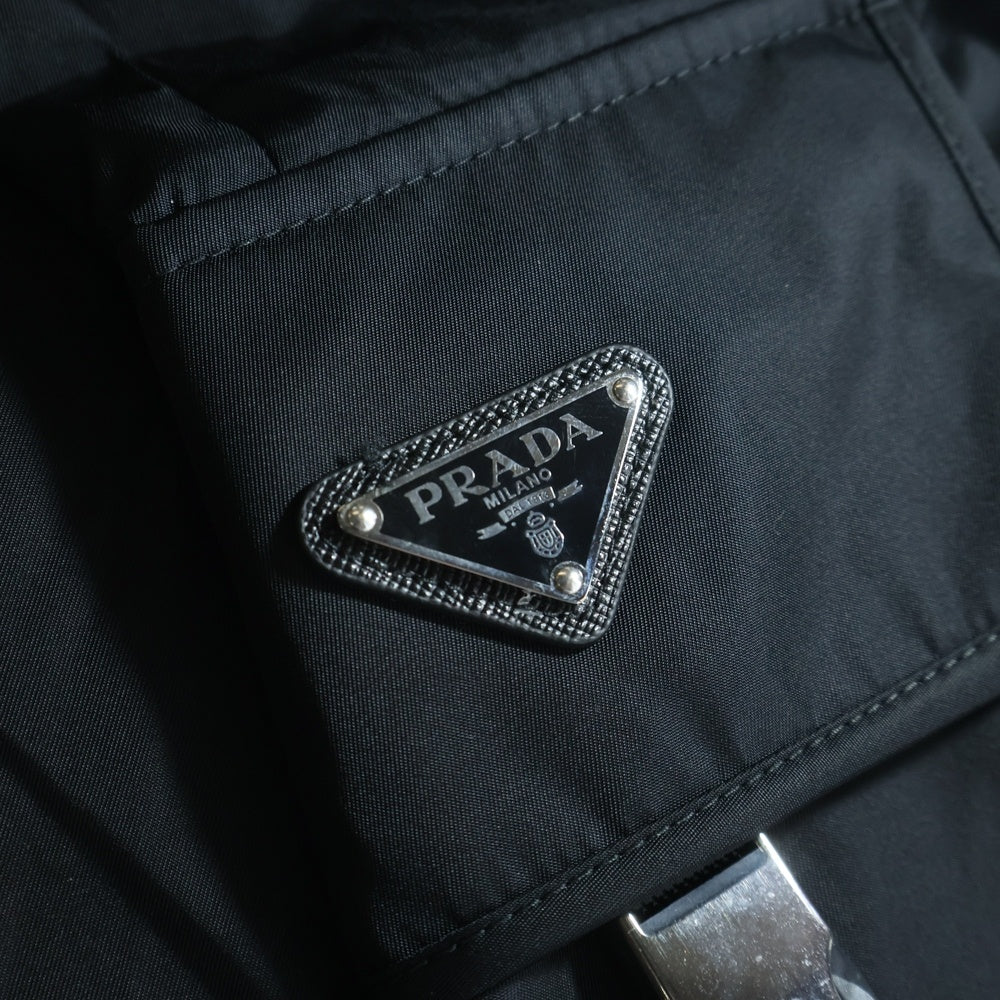PRADA(プラダ) Re-Nylon トライアングルロゴ バミューダ ショーツ ハーフパンツ ショートパンツ ブラック SPH156