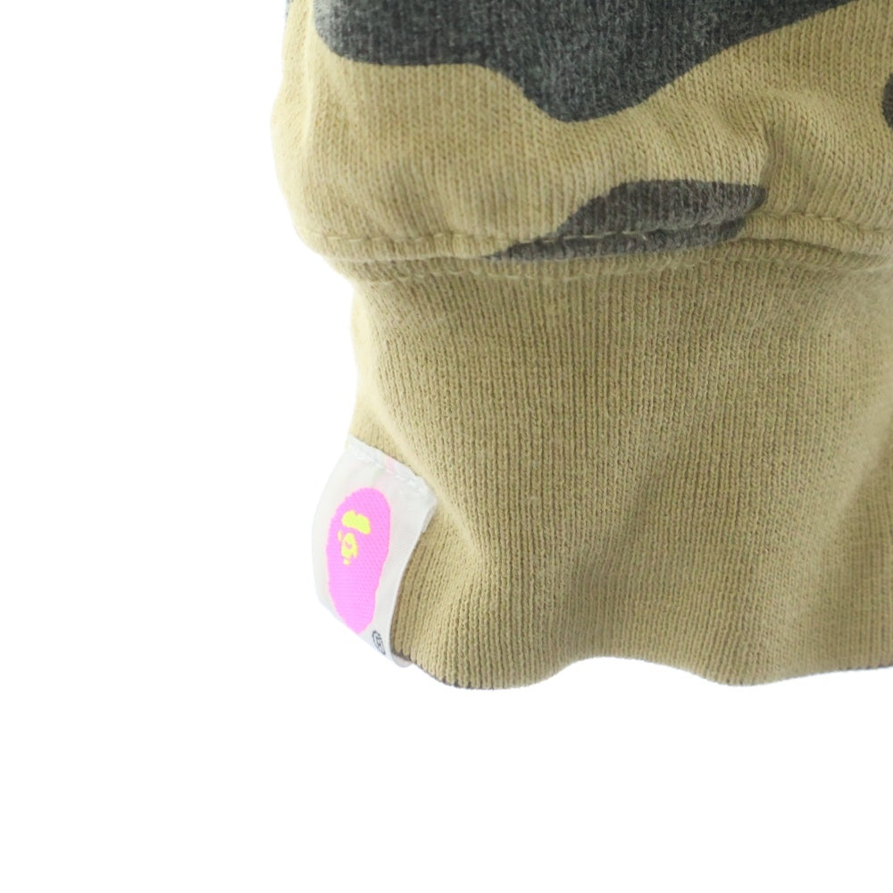 A BATHING APE(アベイシングエイプ) ネオンカモ リバーシブルスウェットパーカー ブラウン レディース