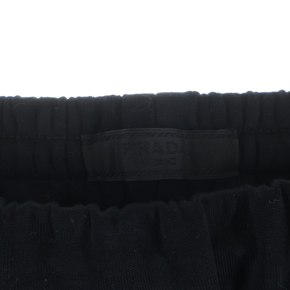 PRADA(プラダ) RE-NYLON リナイロン トライアングルロゴプレート サルエル スウェットロングパンツ ブラック UJP180