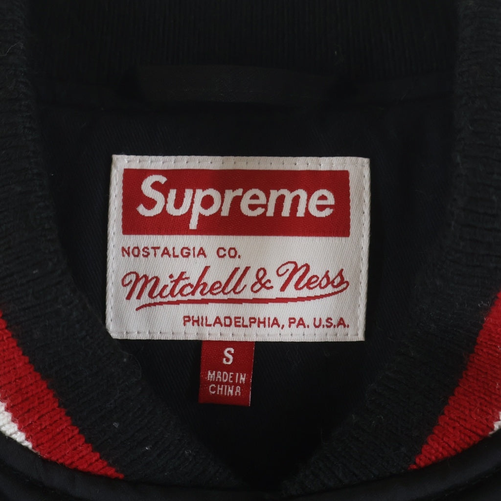 SUPREME(シュプリーム) 21AW ×Mitchell & Ness Varsity Jacket ×ミッチェルアンドネス サテン バーシティジャケット ブラック/レッド