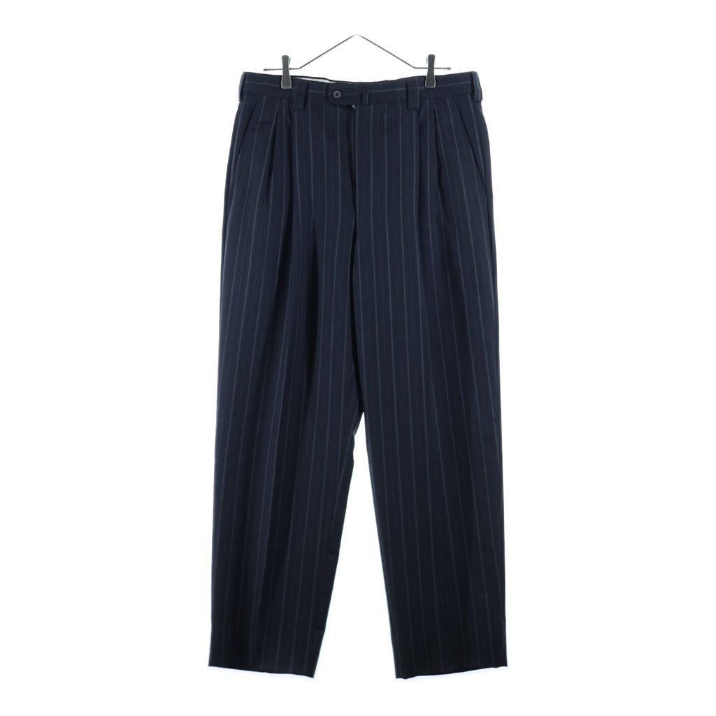 GIANNI VERSACE(ジャンニ ヴェルサーチ) ウール ストライプ ピークドラペル 3B ダブルテーラードジャケット 2タック スラックスパンツ ブラック セットアップ