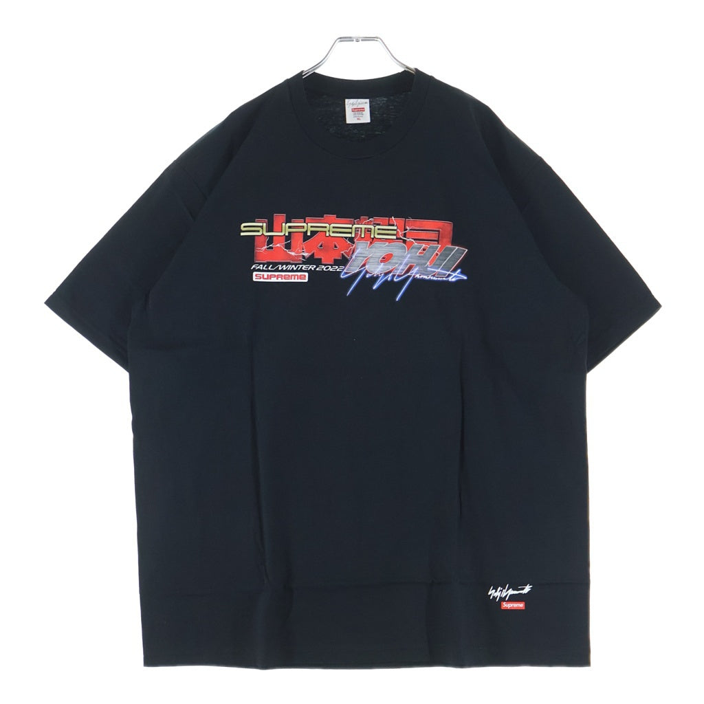 SUPREME(シュプリーム) 22AW ×Yohji Yamamoto Tekken Game Tee ヨウジヤマモト 鉄拳 テッケン ゲーム ロゴプリント クルーネック 半袖Tシャツ カットソー ブラック