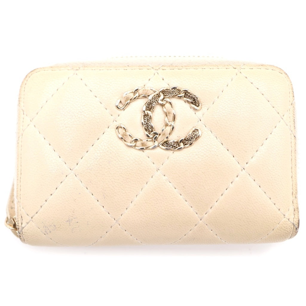 CHANEL(シャネル) ココマーク マトラッセ ラムレザー ラウンドファスナー コンパクトウォレット コインケース ホワイト レディース