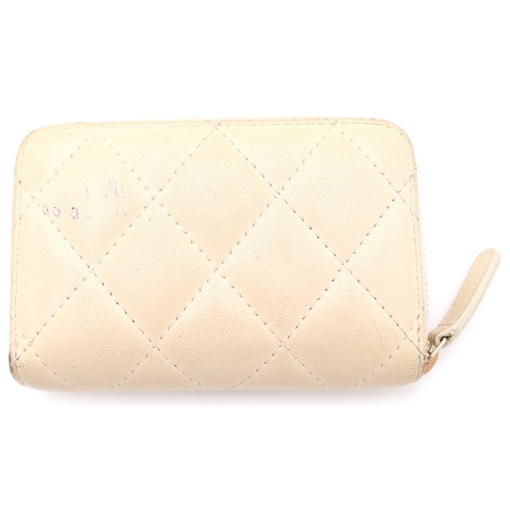 CHANEL(シャネル) ココマーク マトラッセ ラムレザー ラウンドファスナー コンパクトウォレット コインケース ホワイト レディース