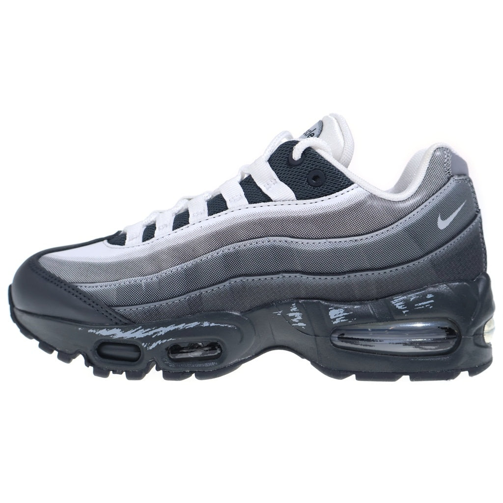 NIKE(ナイキ) ×Yu-Gi-Oh! AIR MAX 95 AIR MUSCLE JONOUCJI II7404-100 遊戯王 城之内 エアマックス95 エアマッスル ローカットスニーカー グレー US6.5/24.5cm