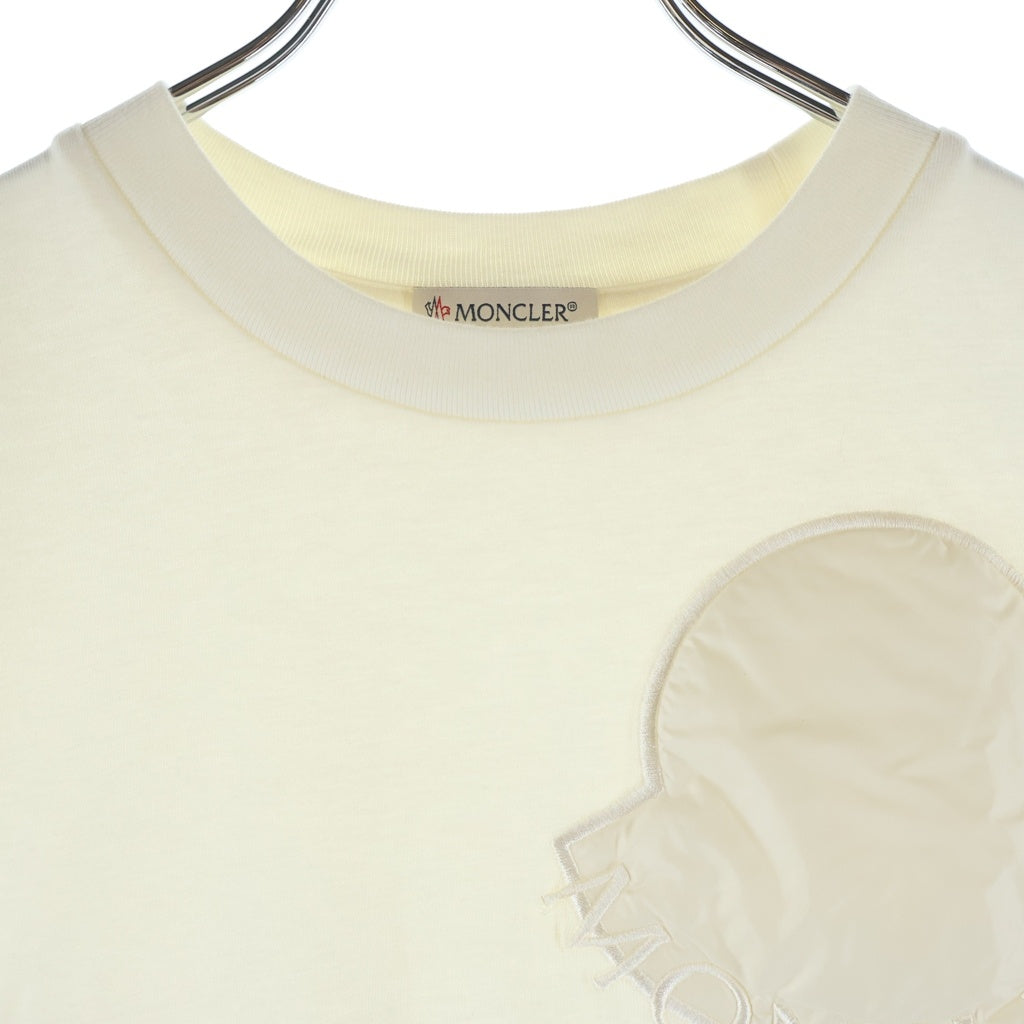 MONCLER(モンクレール) 23SS ナイロンロゴ クルーネック半袖Tシャツカットソー ホワイト I20938C00018 829HP レディース