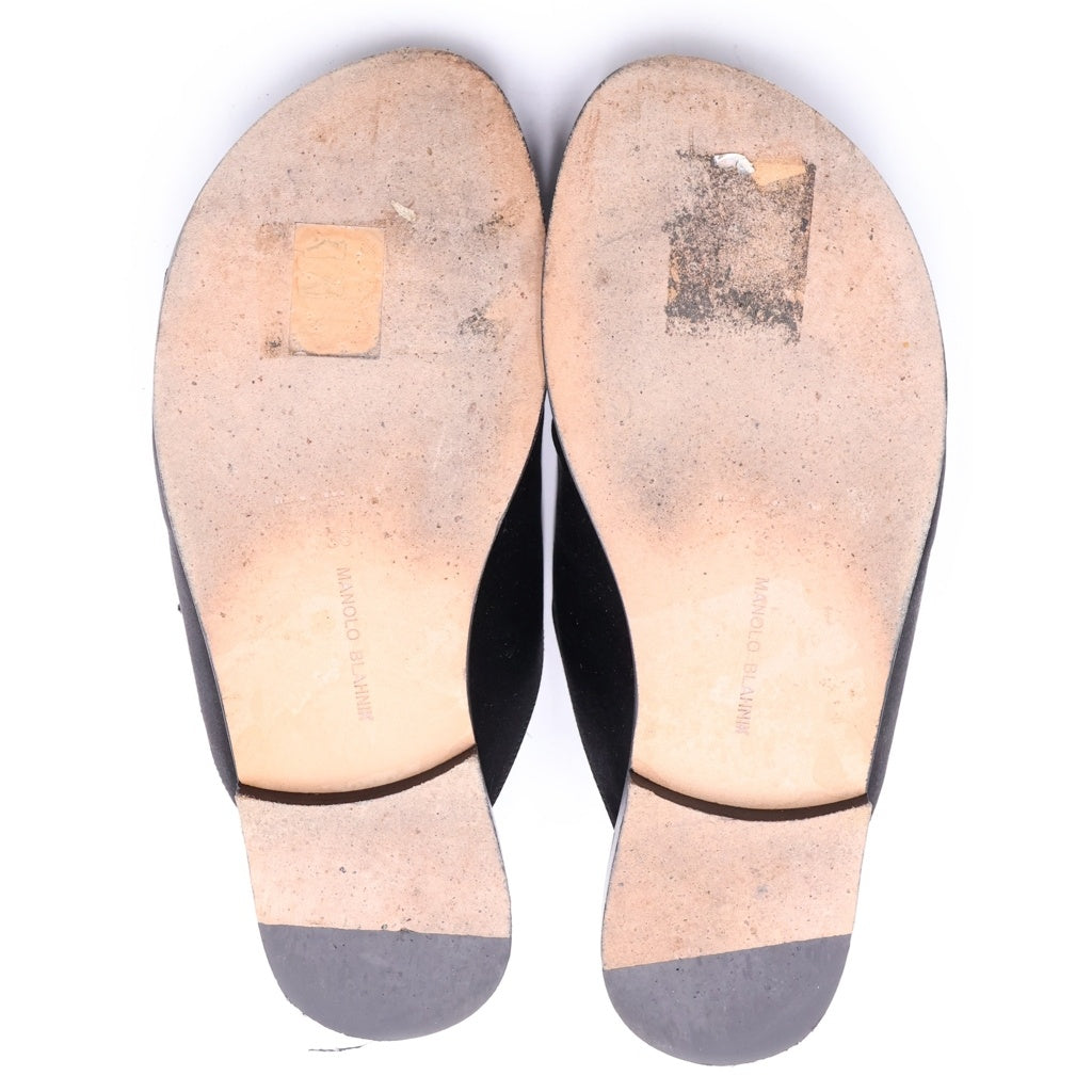 MANOLO BLAHNIK(マノロブラニク) ストラスハンギ ビジュー装飾 サテン サンダル ブラック レディース