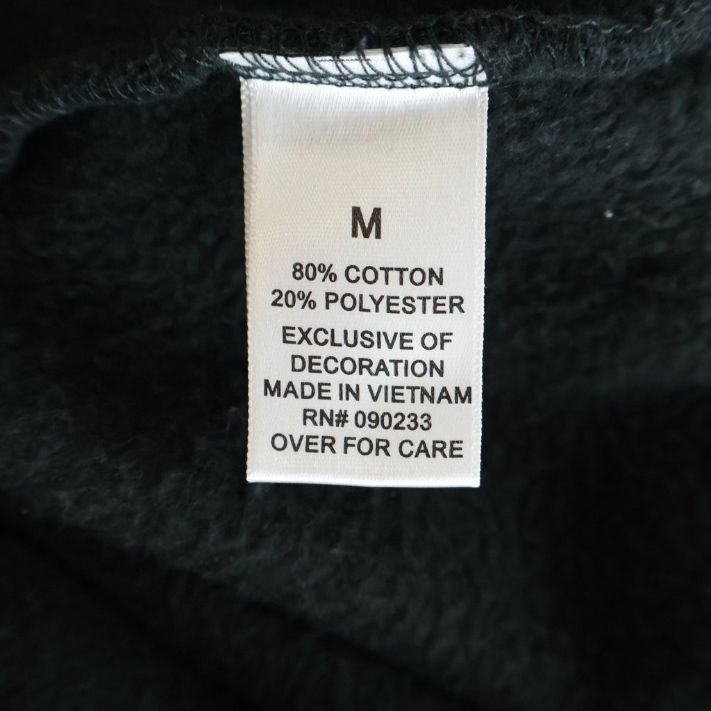 FEAR OF GOD ESSENTIALS(フィアオブゴッド エッセンシャルズ) ロゴプリント ハーフジップ プルオーバー スウェット トレーナー ブラック
