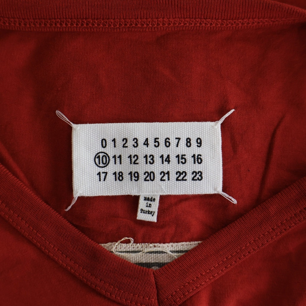 Maison Martin Margiela(メゾンマルタンマルジェラ) 18SS Vネック 半袖Tシャツ カットソー レッド S50GC0510 S22533