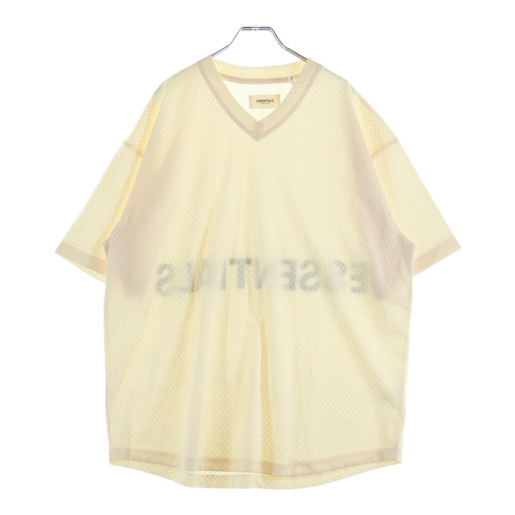 FEAR OF GOD ESSENTIALS(フィアオブゴッド エッセンシャルズ) バックロゴプリント メッシュ Vネック 半袖シャツ ホワイト