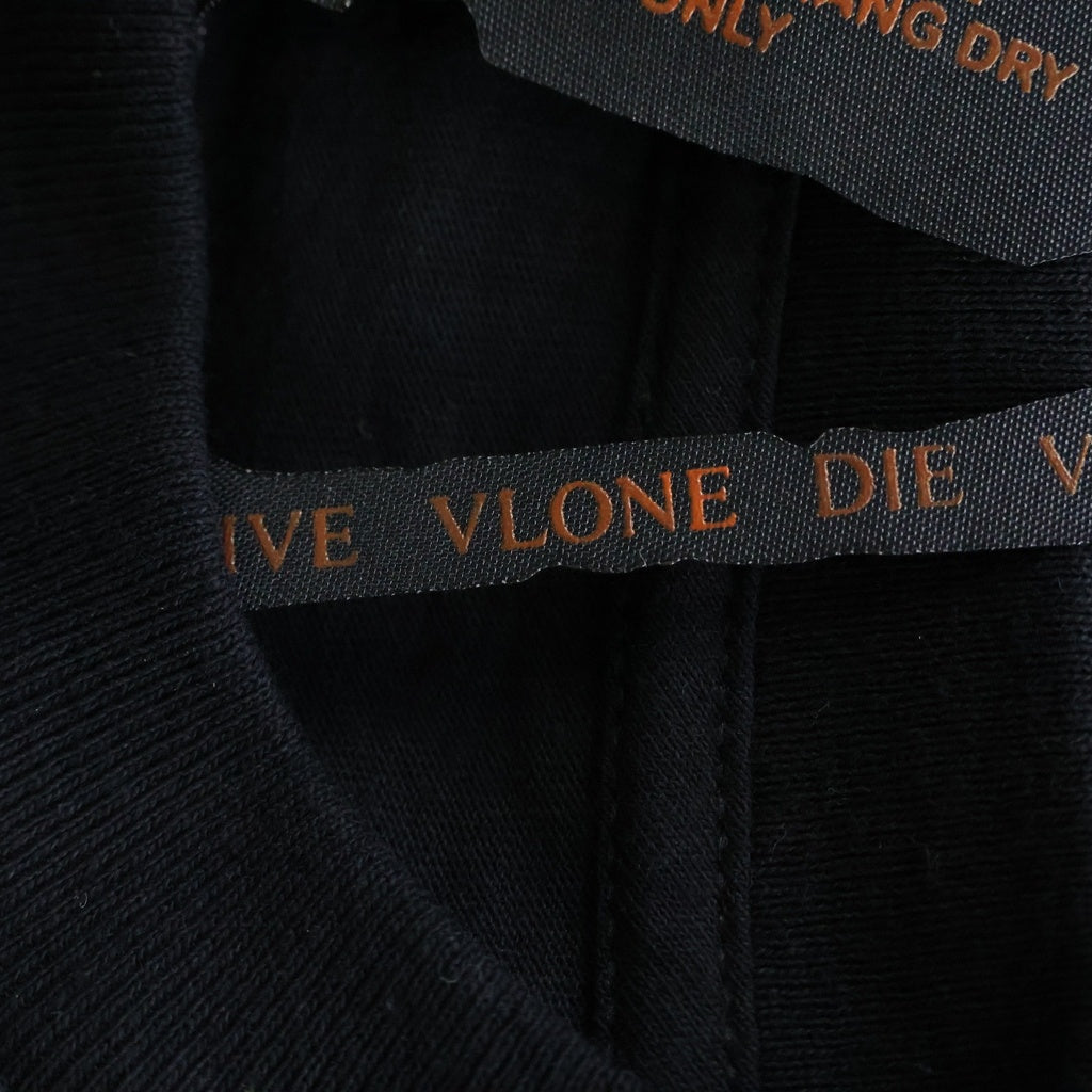 VLONE(ヴィーロン) ×FRAGMENT DESIGN Staple T-Shirts フラグメントデザイン ロゴプリント ステープル 半袖Tシャツ カットソー ブラック/レッド