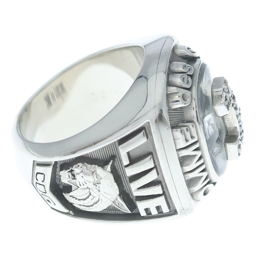 COMME des GARCONS(コムデギャルソン) HAPPY HOLIDAYS LIVE FREE CHAMPION RING ロゴ ラインストーン チャンピオン カレッジリング 指輪 シルバー レディース