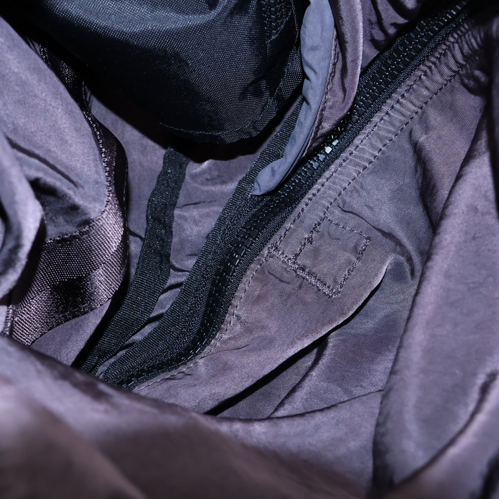 C.P. Company(シーピーカンパニー) Nylon B Crossbody Mesh Rucksac ナイロン クロスボディ メッシュ ナイロン ショルダーバッグ ブラウン 17CMAC075A