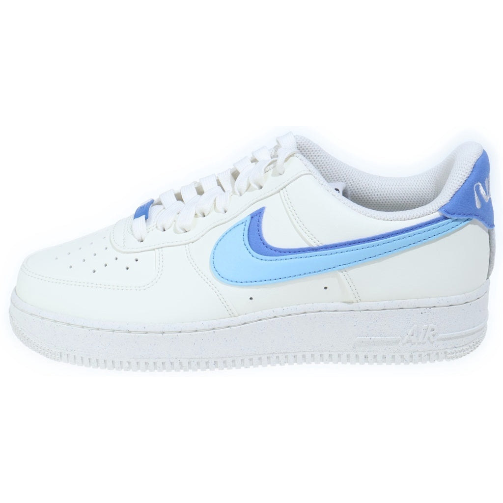 NIKE(ナイキ) AIR FORCE 1 07 LV8 SAIL DO9786-100 エアフォース1 セイル ブルーチル ローカットスニーカー ホワイト US10/28cm
