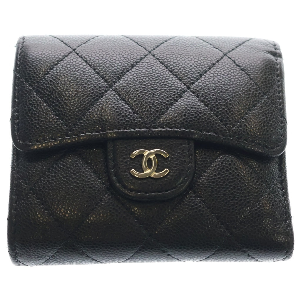 CHANEL(シャネル) ココマーク マトラッセ キャビアスキン レザー コンパクトウォレット 三つ折り財布 ブラック ゴールド金具 AP0231 レディース