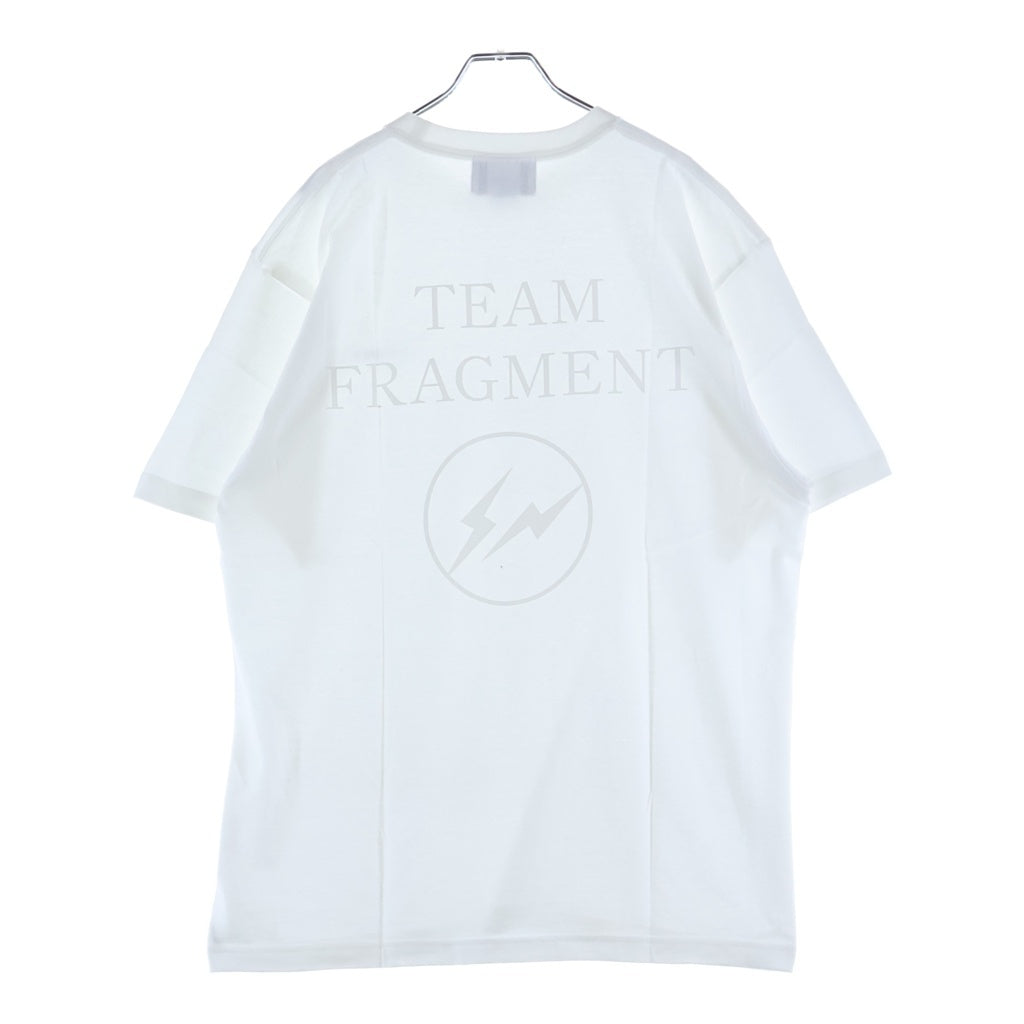 FRAGMENT DESIGN(フラグメントデザイン) ロゴプリントクルーネック半袖Tシャツカットソー ホワイト