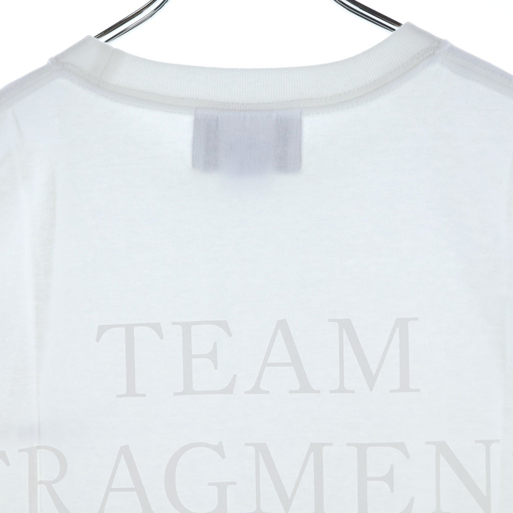 FRAGMENT DESIGN(フラグメントデザイン) ロゴプリントクルーネック半袖Tシャツカットソー ホワイト