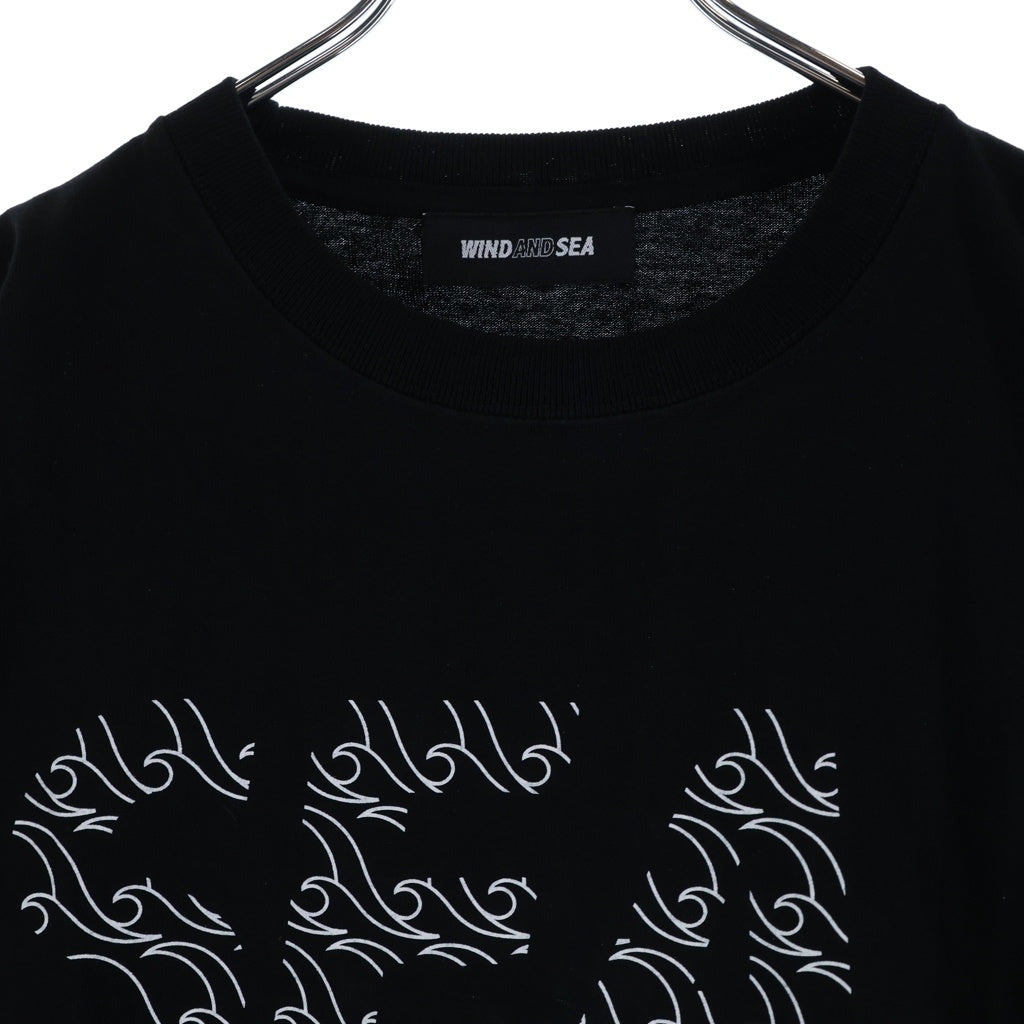 WIND AND SEA(ウィンダンシー) ×JUN MATSUI ジュンマツイ ロゴプリントクルーネック半袖Tシャツカットソー ブラック WDS-JMTS-01