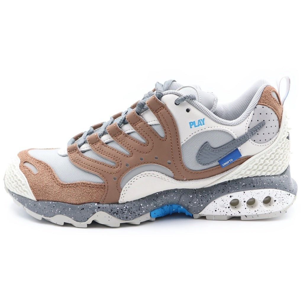 NIKE(ナイキ) ×UNDEFEATED AIR TERRA HUMARA ARCHAEO BROWN FN7546-200 アンディフィーテッド × ナイキ エアテラフマラ アーキオブラウン US9.5/27.5cm