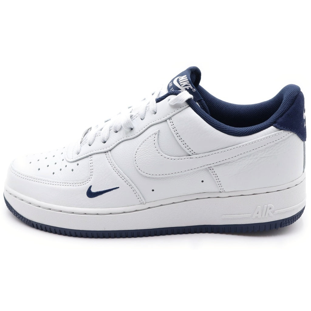 NIKE(ナイキ) AIR FORCE 1 07 LV8 HM9483-001 エアフォース 1 ローカットスニーカー ホワイト/ネイビー US9/27cm