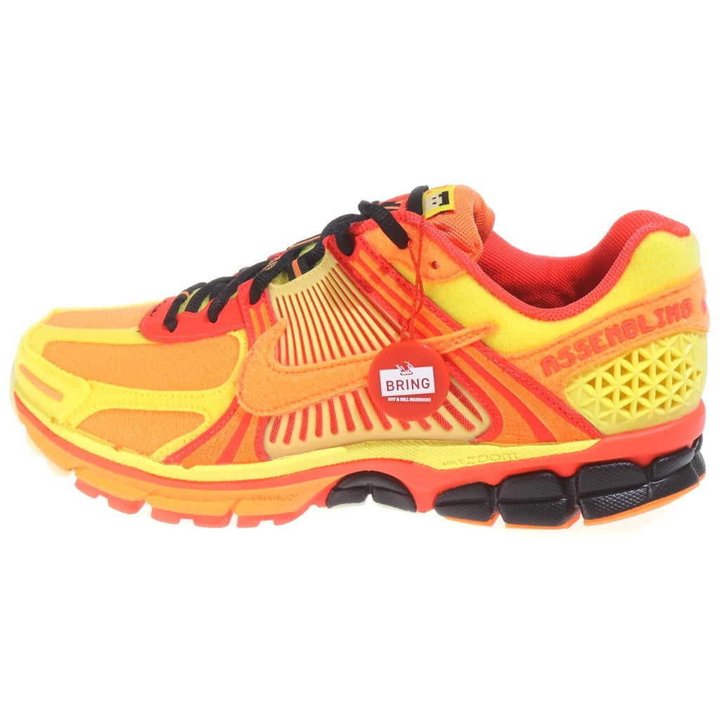 NIKE(ナイキ) AIR ZOOM VOMERO 5 DOERNBECHER FD9711-602 ズーム ボメロ ドーレンベッカー ローカットスニーカー オレンジ US9.5/27.5cm
