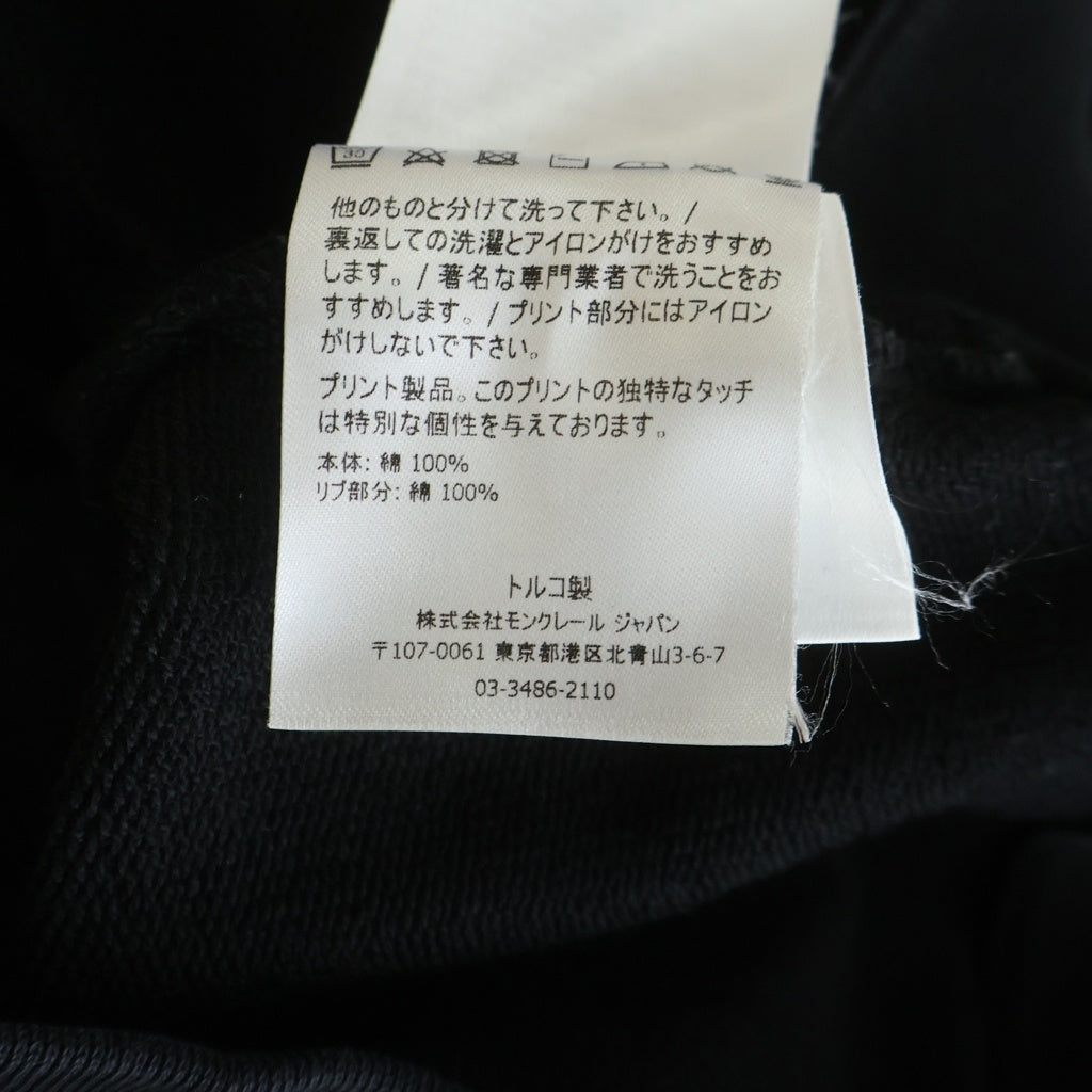 MONCLER(モンクレール) 22SS スタッズロゴ プリント クルーネック プルオーバースウェット トレーナー ブラック H10918G00013 809KR