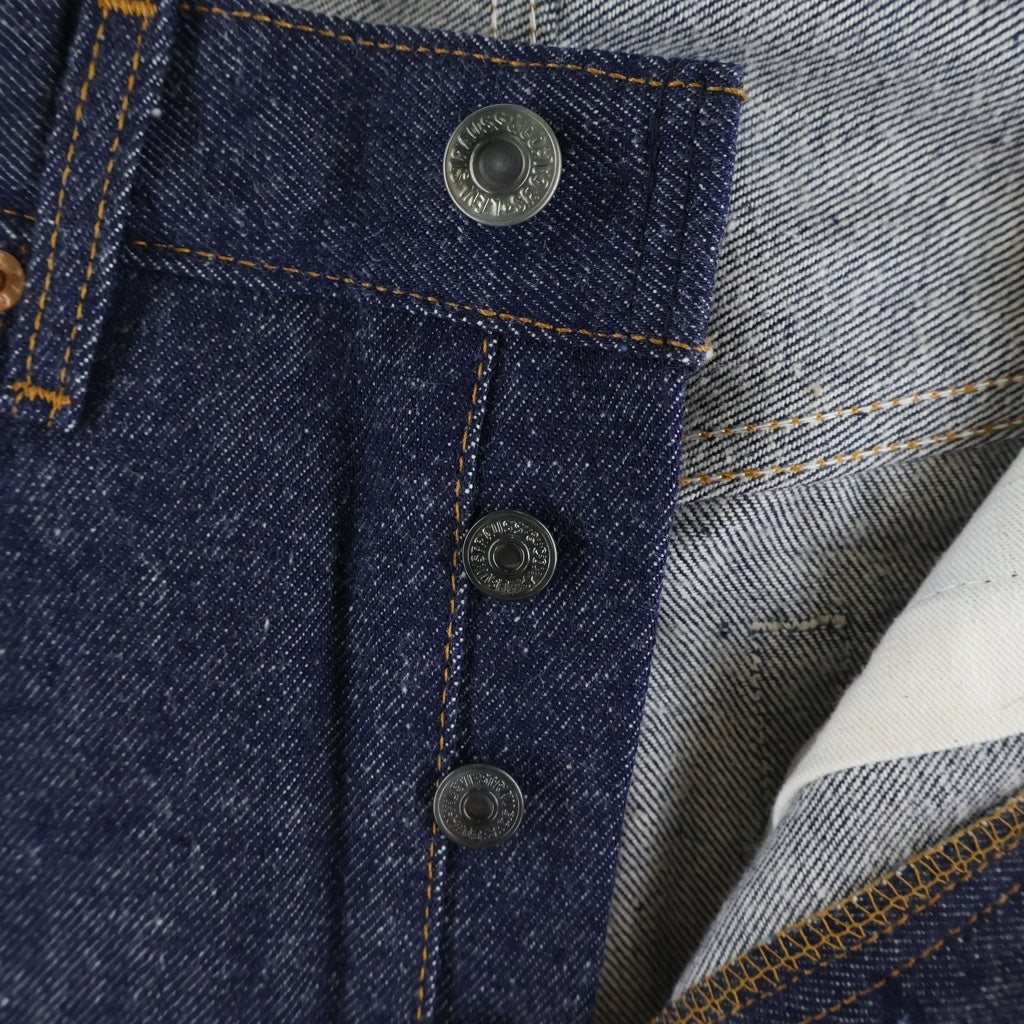 Levi's(リーバイス) 80S VINTAGE 501 DEADSTOCK ボタン裏515 平行ステッチ デッドストック ヴィンテージ 赤耳 ボタンフライデニムパンツ インディゴ