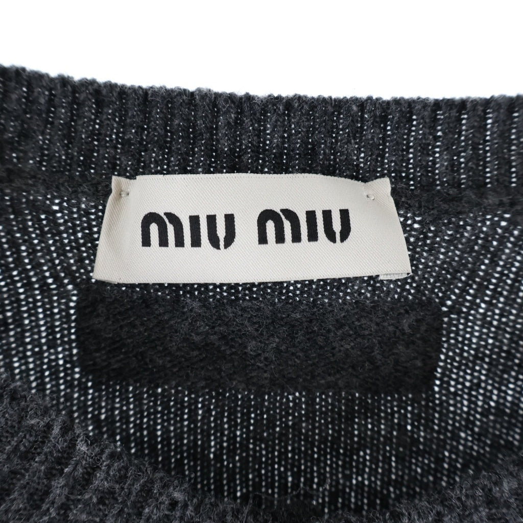 miumiu(ミュウミュウ) 24AW バージンウール クルーネック ニットカーディガン グレー DNA02U