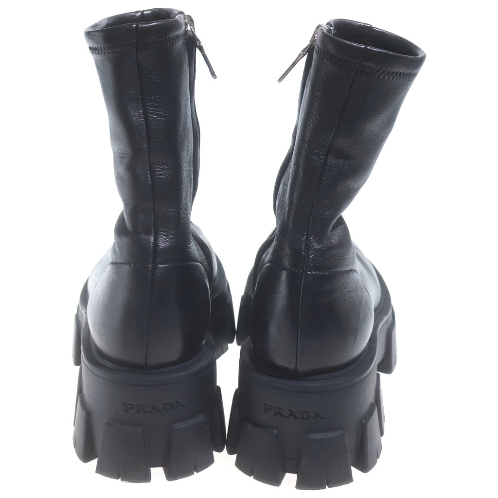 PRADA(プラダ) モノリス ストレッチ ナッパレザー ブーティー サイドジップ ハイカット レザー ブーツ ブラック 1U117O レディース